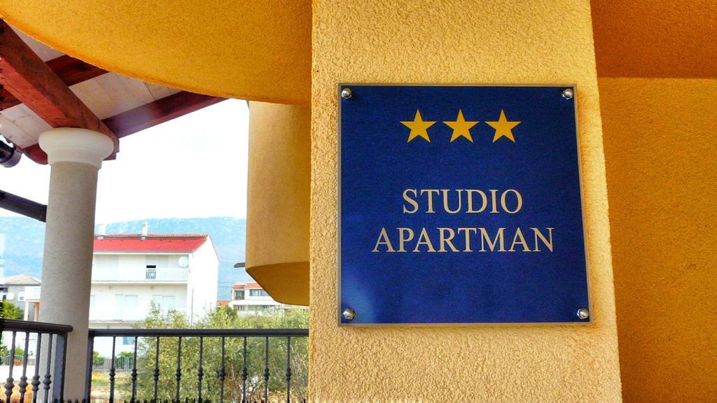 Apartments Palatium Каштела Экстерьер фото